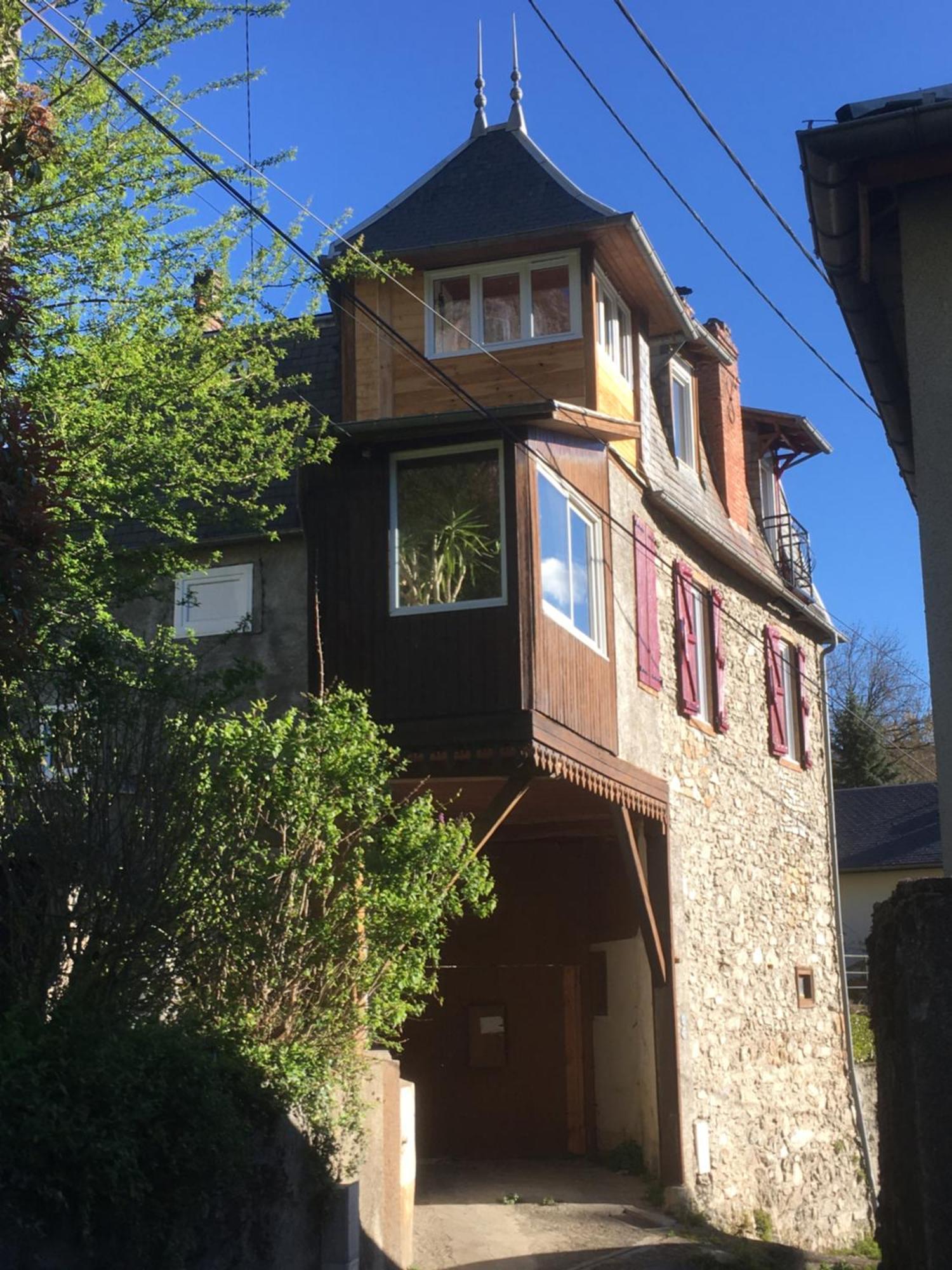 La Auarje: Appartement Avec Jardin & Terrasse Cierp Bagian luar foto