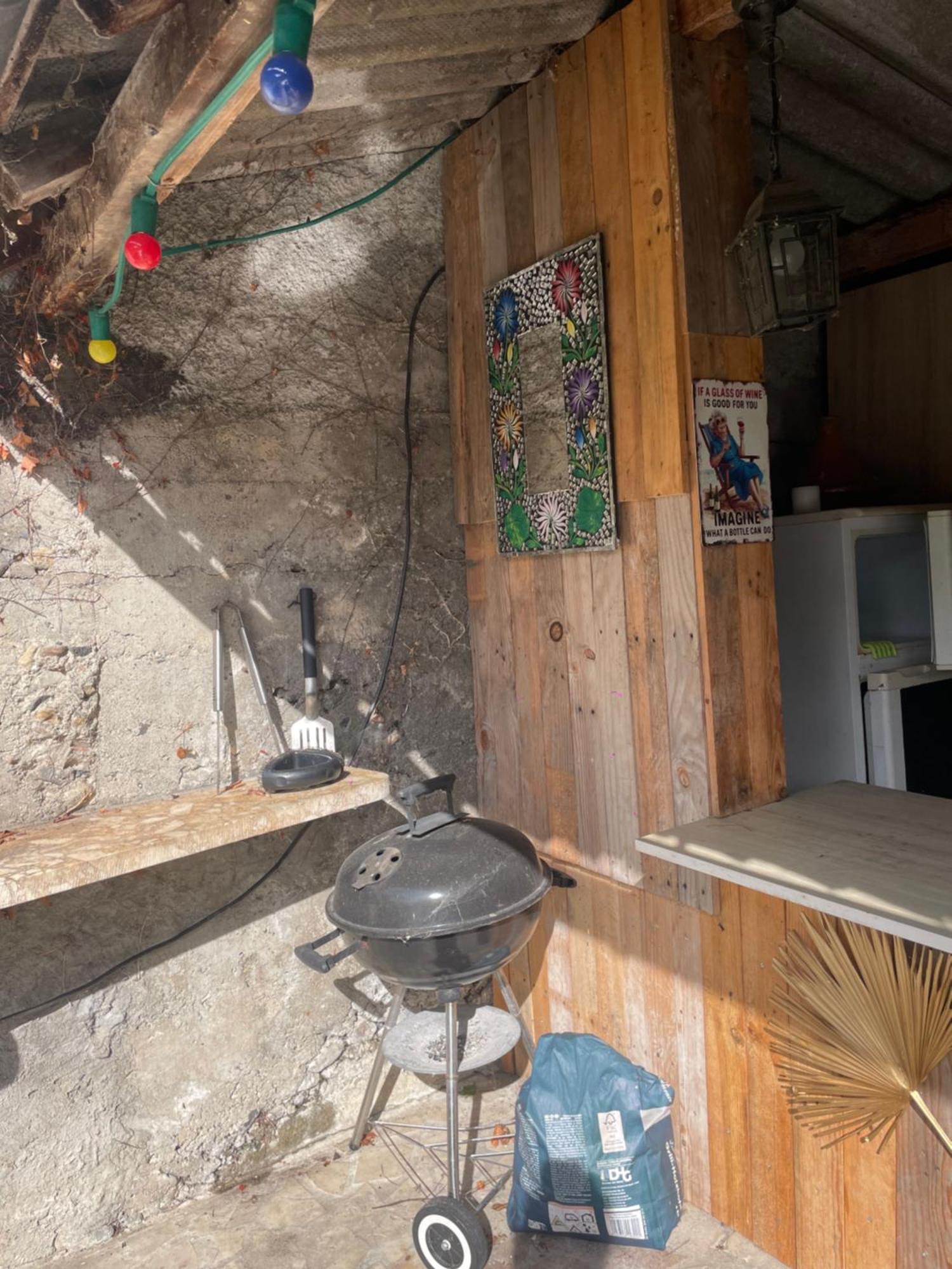 La Auarje: Appartement Avec Jardin & Terrasse Cierp Bagian luar foto